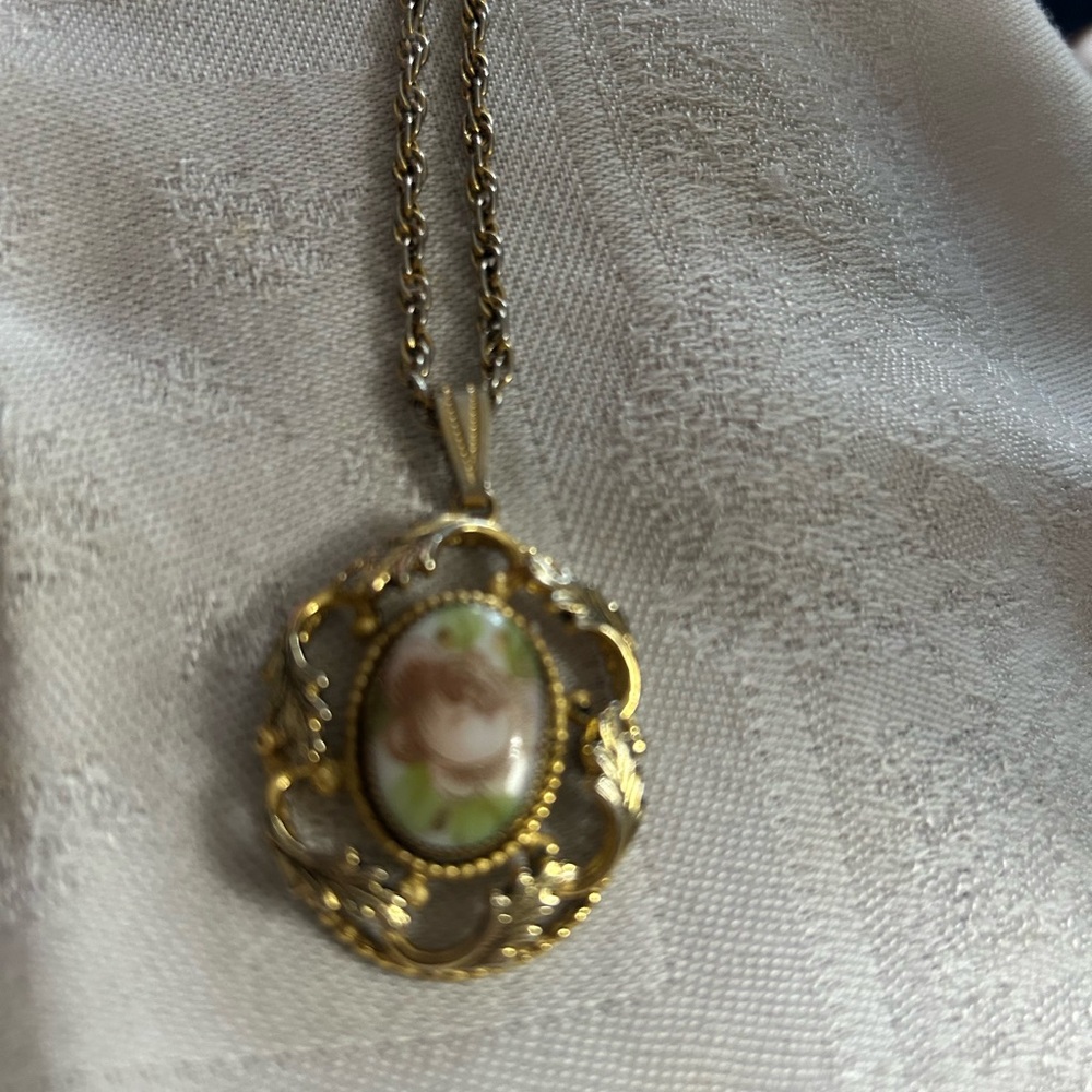 Whiting and David Hand Painted Vintage Pendant Necklace